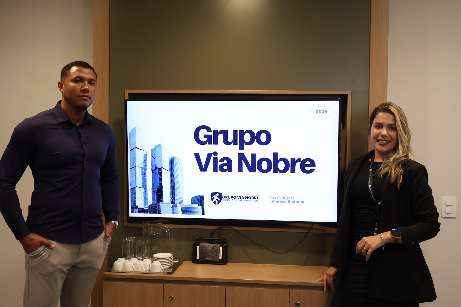 Reunião de acompanhamento de contrato — Grupo Via Nobre